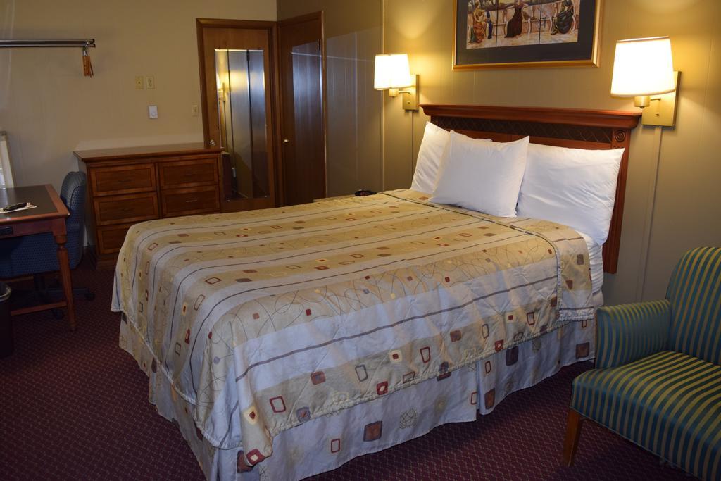 Motel Economy