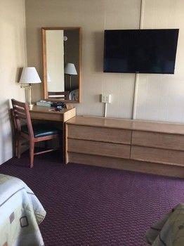 Economy Motel 2*